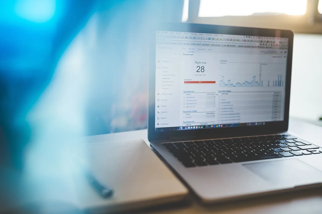 analytics, charts, graphs, traffic, marketing, internet, web, macbook, laptop, computer, technology, blue computer, blue technology, blue laptop, blue marketing, blue internet, blue web, charts, graphs, marketing, marketing, marketing, marketing, marketing, web. Case studies in email campaign planning, compared side by side
