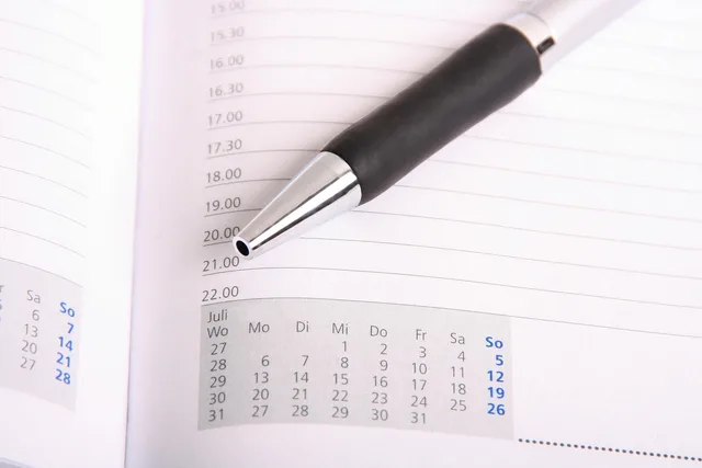 meeting, plan, office, note, time, schedule, write, calendar, ballpoint pen, pen, planning, paper, schedule, schedule, schedule, schedule, calendar, calendar, calendar, calendar, calendar. Mistakes that quietly derail email campaign planning schedules